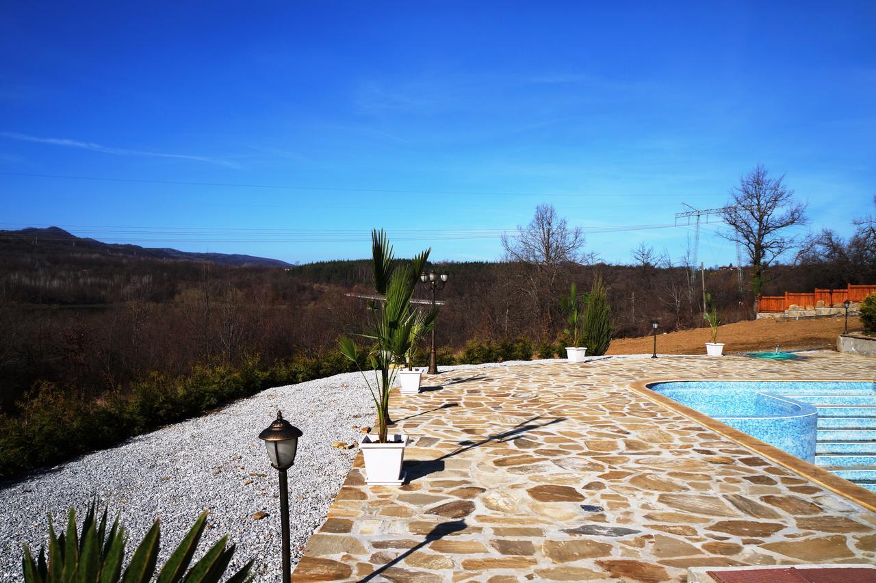 Family Complex Krisbo Ξενοδοχείο Donkovtsi Εξωτερικό φωτογραφία