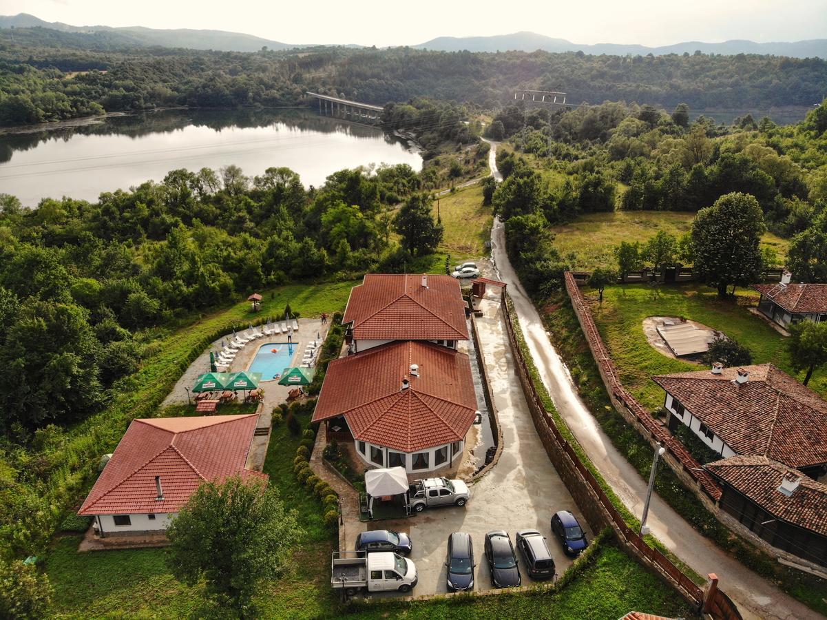 Family Complex Krisbo Ξενοδοχείο Donkovtsi Εξωτερικό φωτογραφία